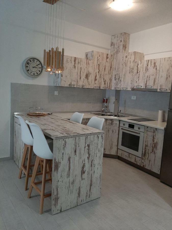 Gala Apartment Nea Poteidaia Exteriér fotografie